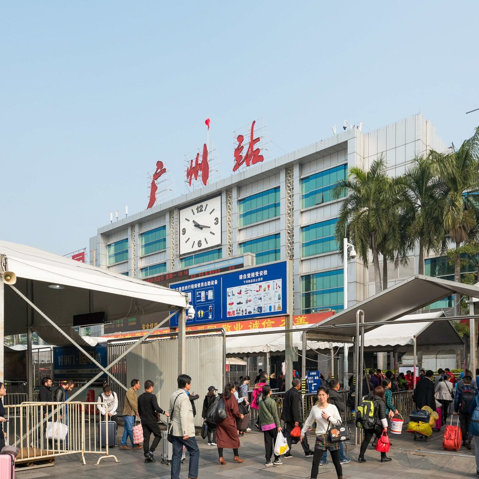 舒适车东莞高铁站包车服务